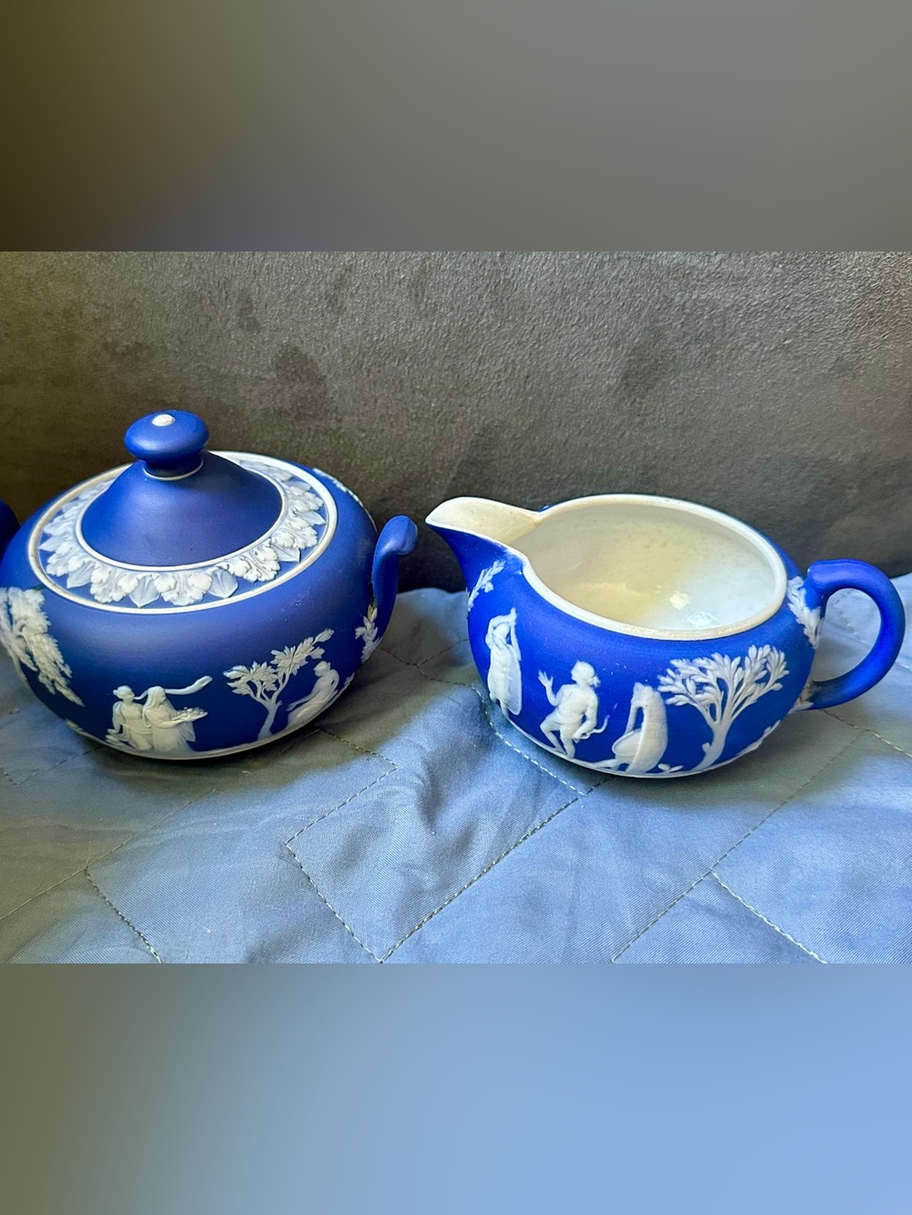 Vintage , Wedgewood cobalt blue creamer, sugar bowl